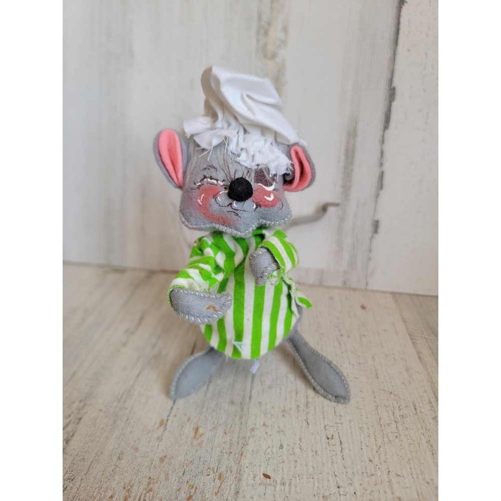 Annalee wink Green stripe chef hat gray mouse vintage mobility doll Xmas